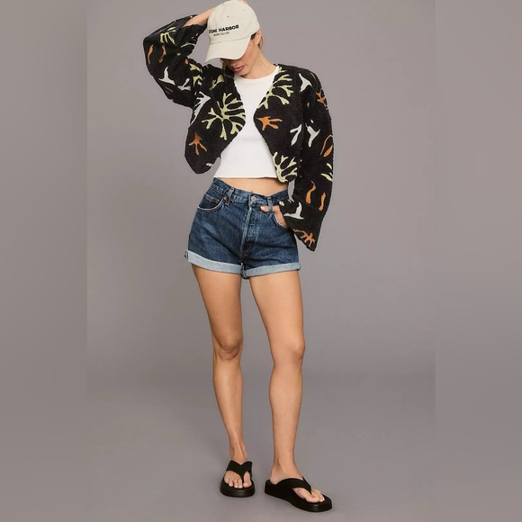 NWT Pilcro Anthropologie Embroidered Faux Fur Shrug, One Size - Picture 15 of 15